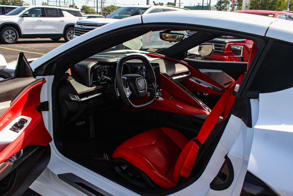 Used 2023 Chevrolet Corvette Stingray Preferred Cpe w/ Z51 Performance Package RWD image 12
