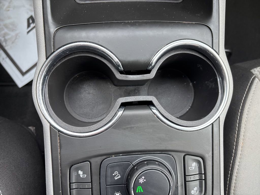 Used 2022 GMC Terrain SLE w/ Driver Convenience Package image 29