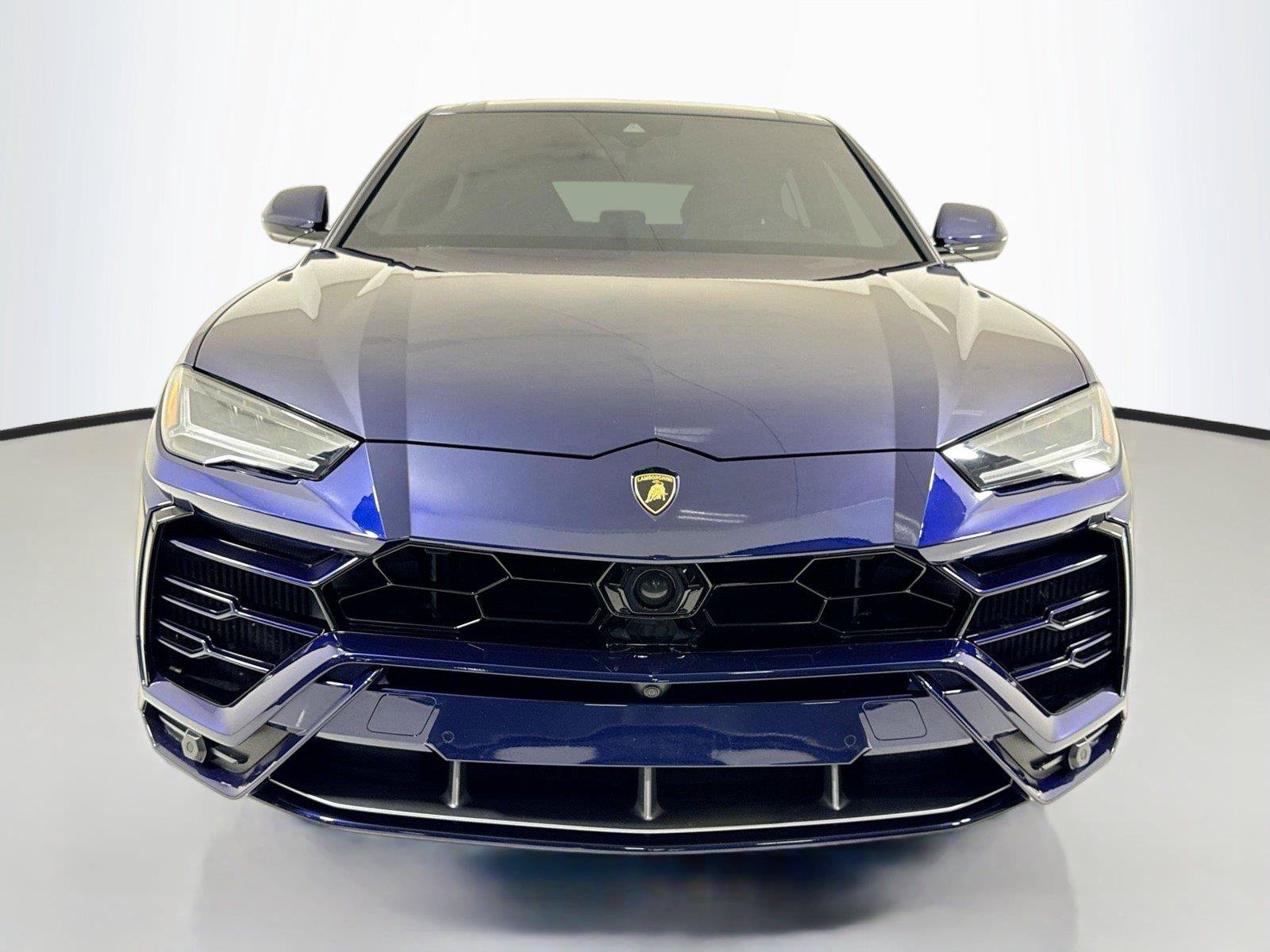 Used 2020 Lamborghini Urus AWD/4WD image 10