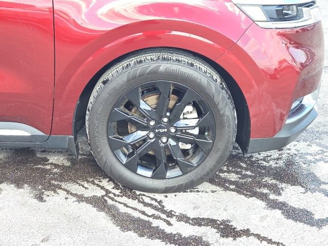 Used 2024 Kia Carnival SX image 4