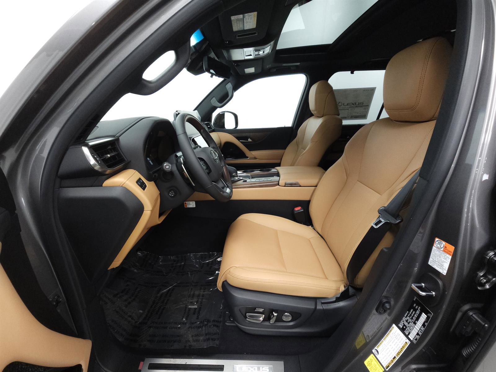 New 2026 Lexus LX 700h Luxury AWD/4WD image 4