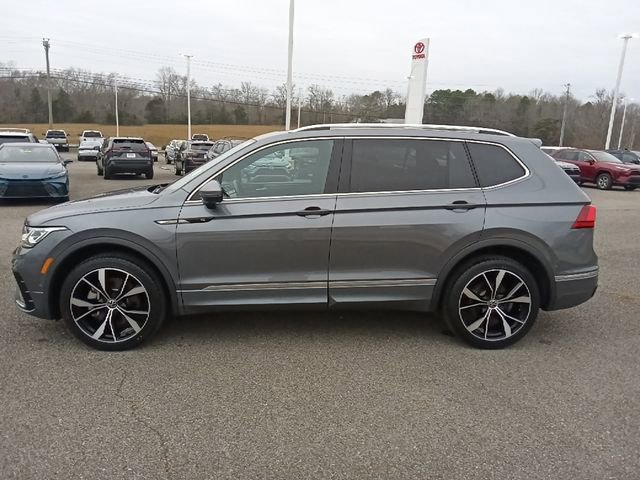 Used 2023 Volkswagen Tiguan SEL R-Line AWD/4WD image 6
