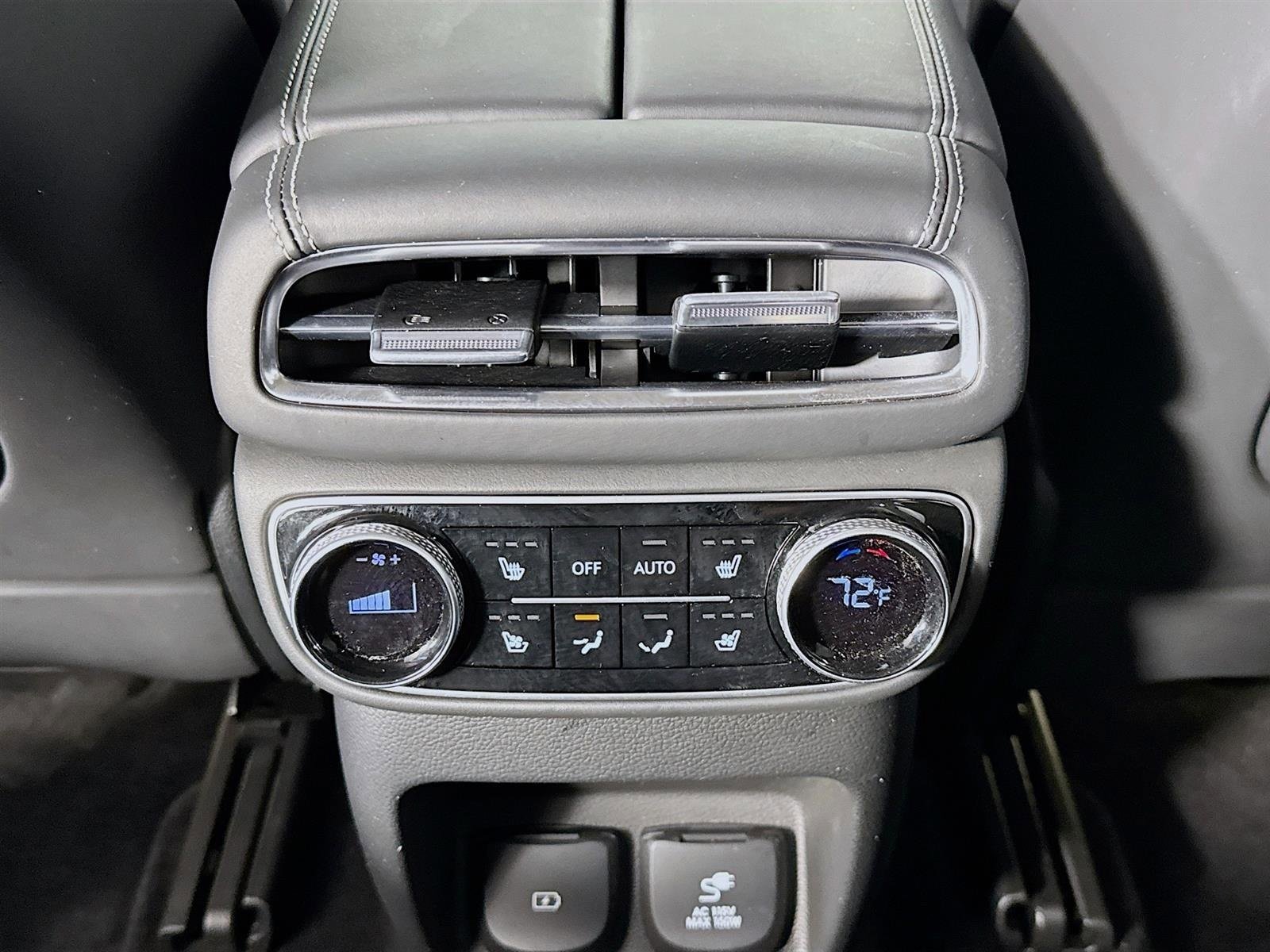 Certified 2024 Genesis GV80 3.5T w/ Prestige Package image 27