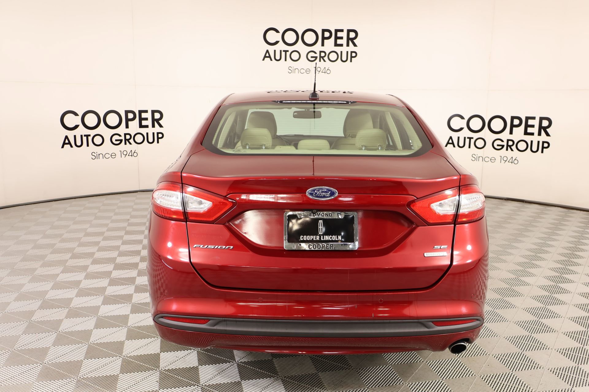 Used 2016 Ford Fusion SE w/ Equipment Group 202A FWD image 21
