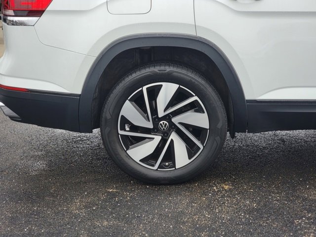 Used 2025 Volkswagen Atlas SE image 10