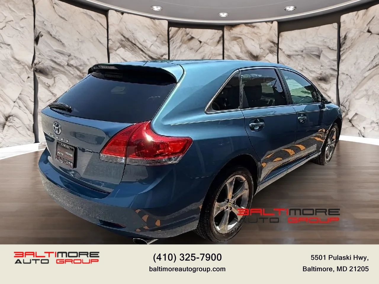 Used 2010 Toyota Venza w/ Comfort Pkg FWD image 4