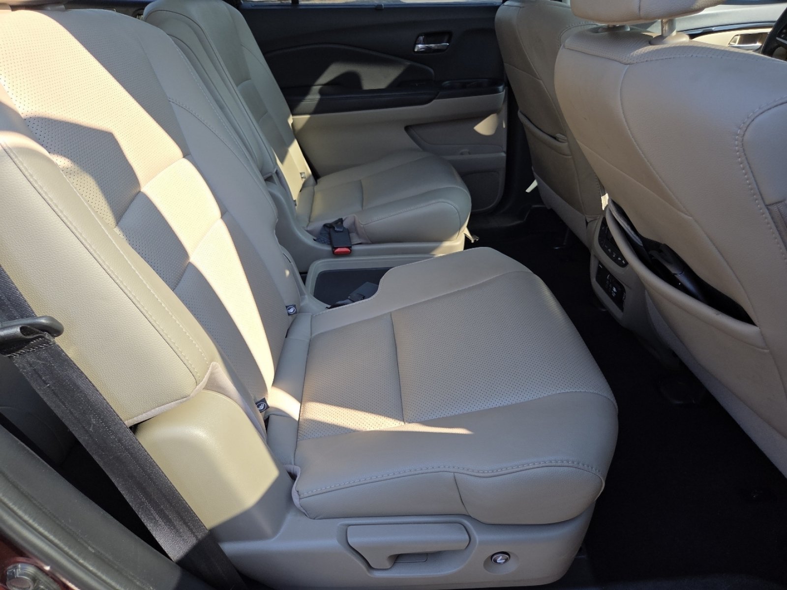 Certified 2020 Honda Pilot Elite image 31