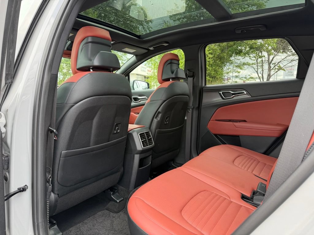 Certified 2024 Kia Sportage SX FWD image 25