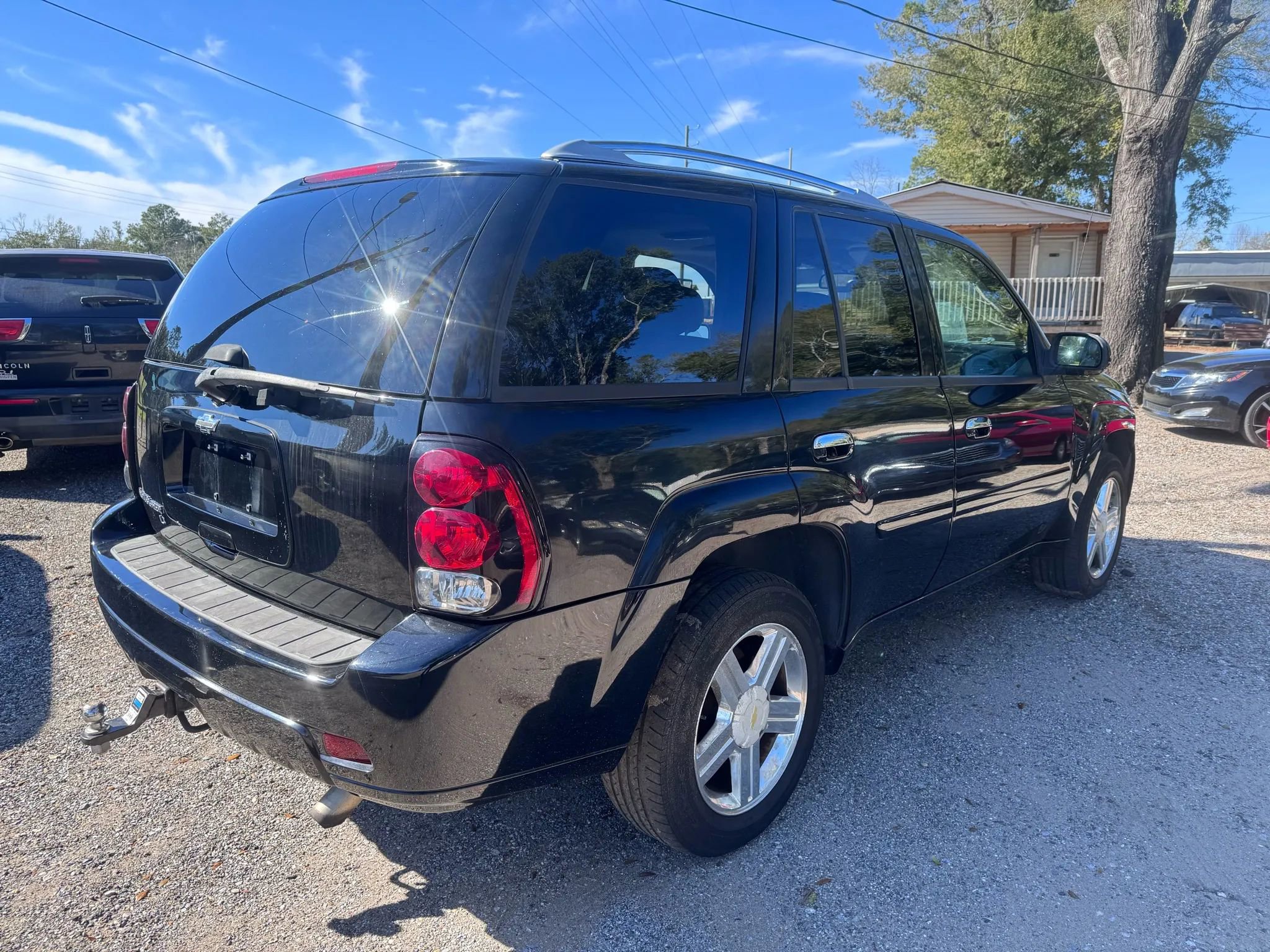 Used 2008 Chevrolet TrailBlazer LT w/ Sun And Sound Package AWD/4WD image 7