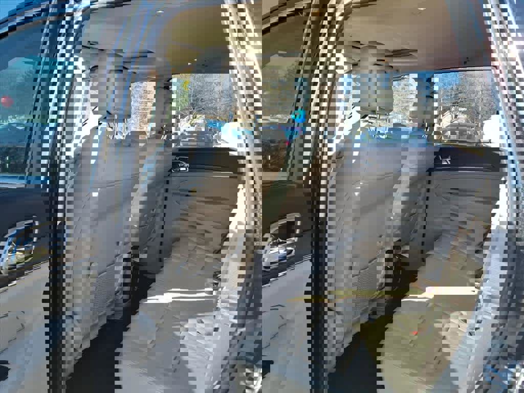 Used 2016 Jeep Grand Cherokee Limited image 22