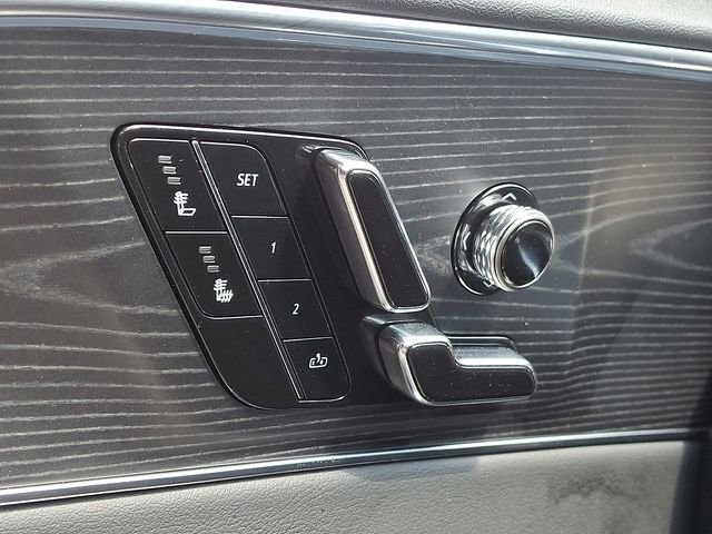 Used 2024 Cadillac Lyriq Luxury w/ LPO, Floor Liner Package image 31