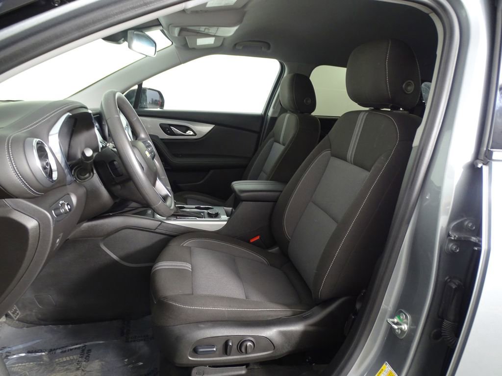 Used 2024 Chevrolet Blazer LT w/ Convenience Package FWD image 11