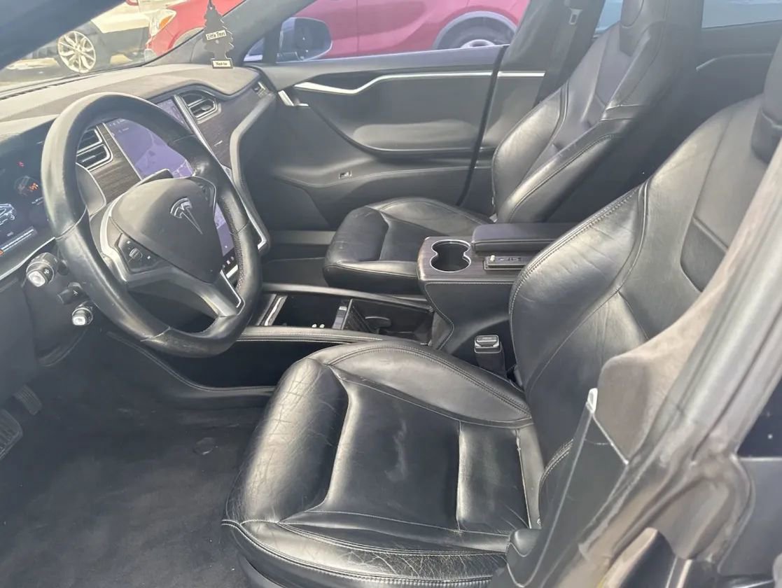Used 2015 Tesla Model S 85 image 5