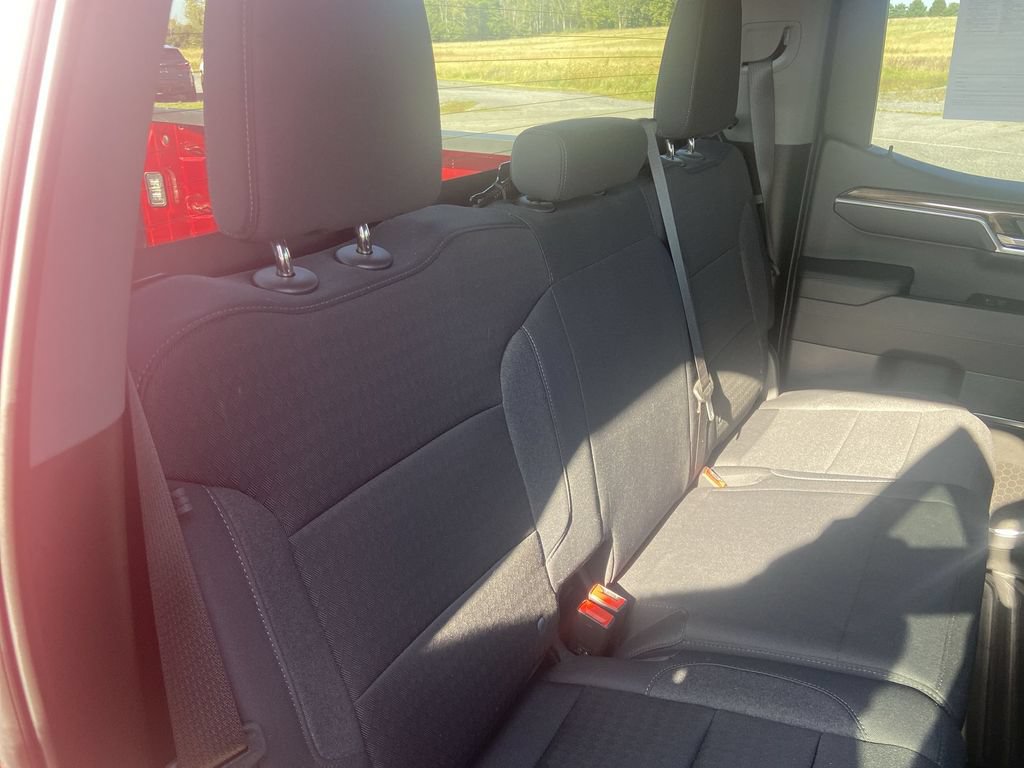 Certified 2024 Chevrolet Silverado 1500 LT AWD/4WD image 27