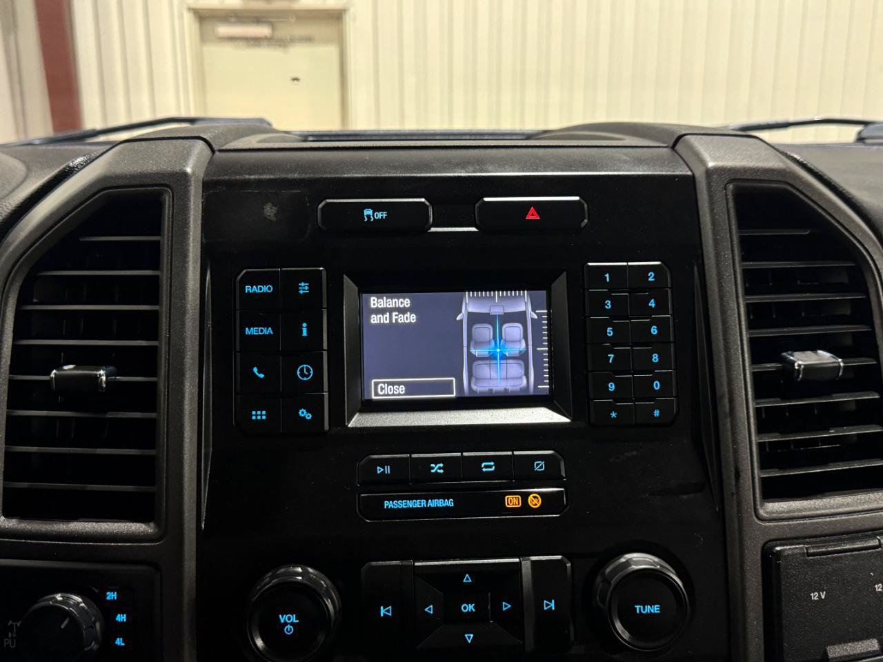 Used 2020 Ford F250 XL w/ Power Equipment Group AWD/4WD image 36