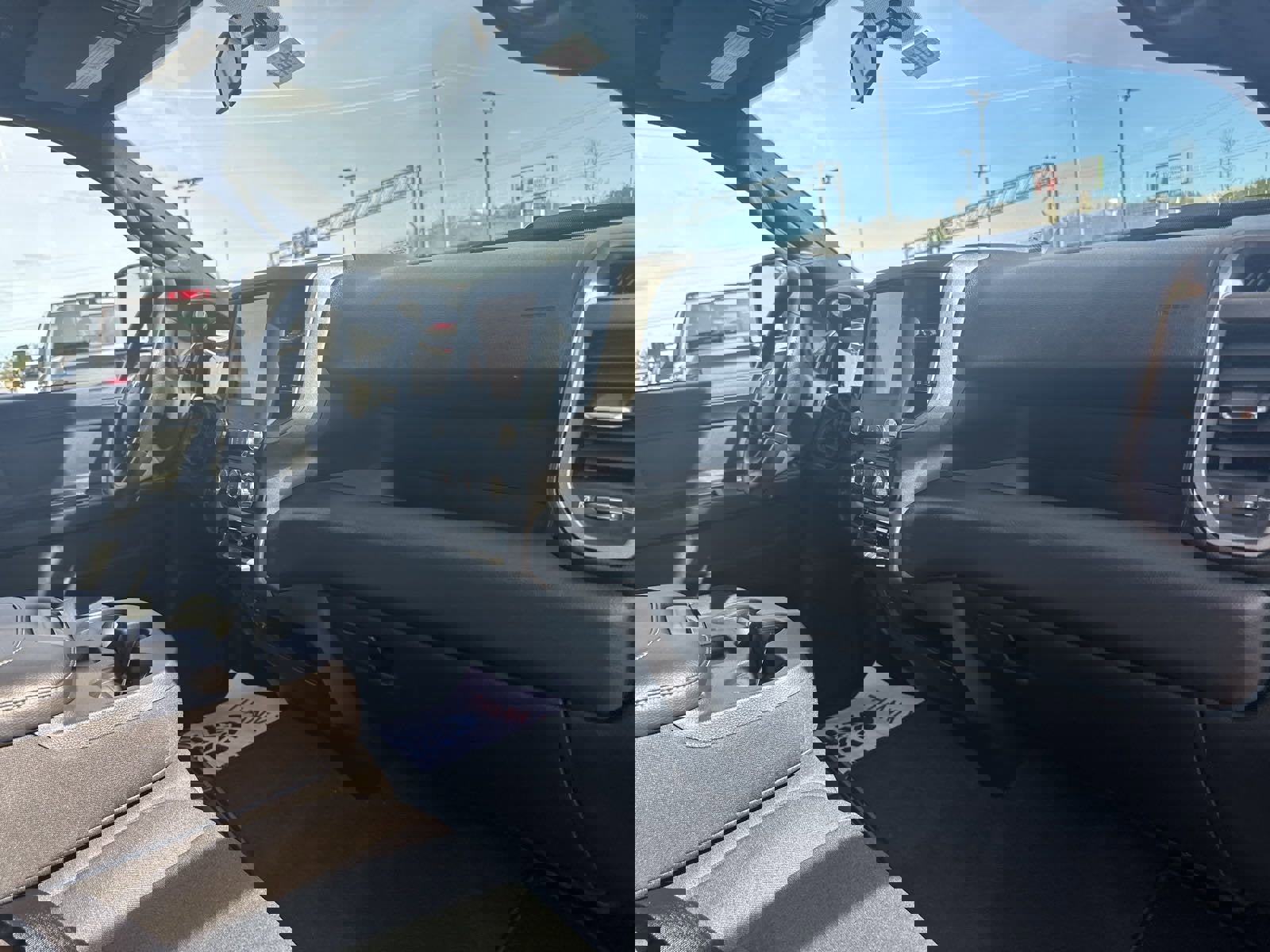 New 2024 RAM 2500 Tradesman w/ Chrome Appearance Group image 29