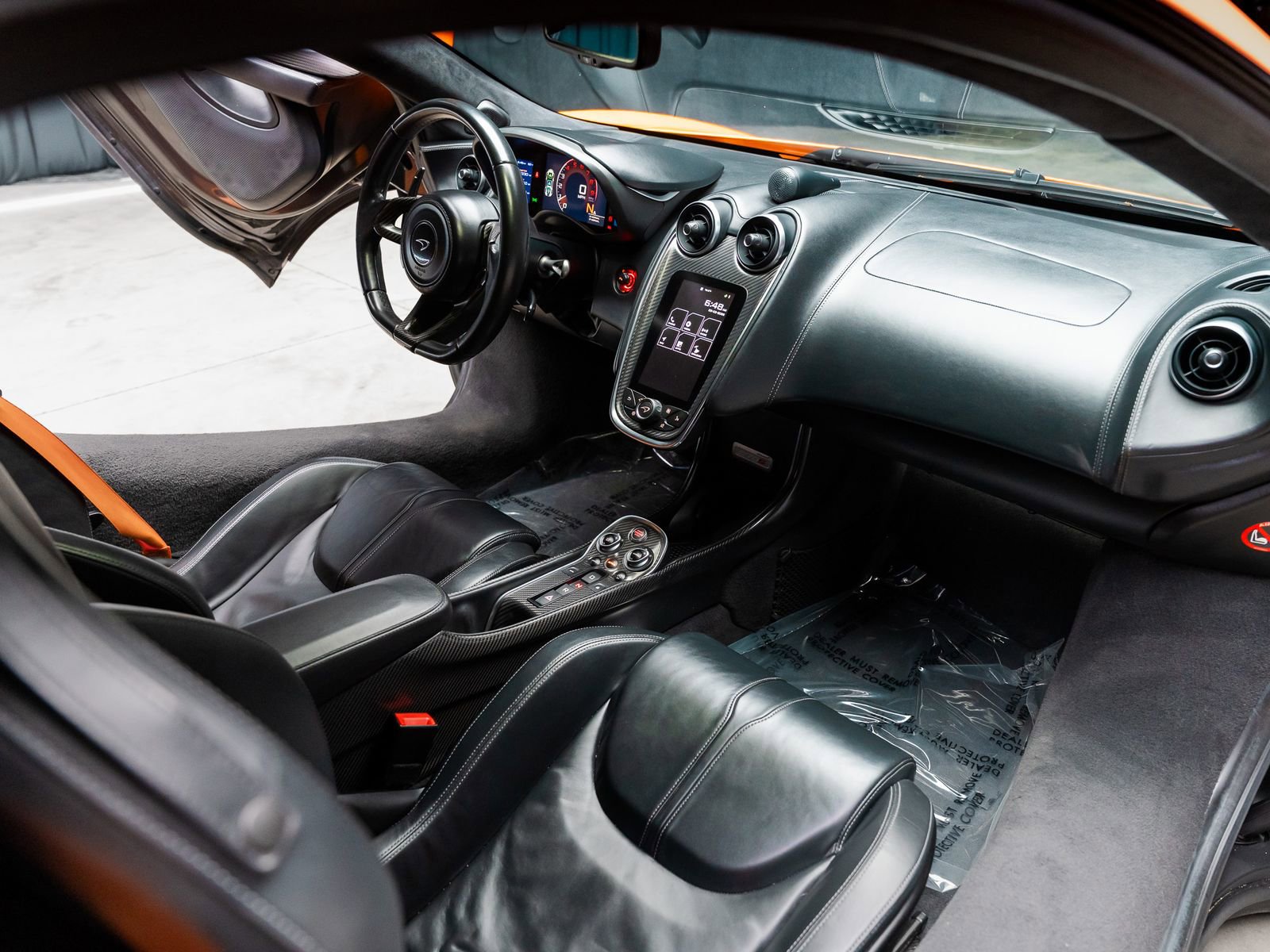 Used 2016 McLaren 570S Coupe RWD image 6