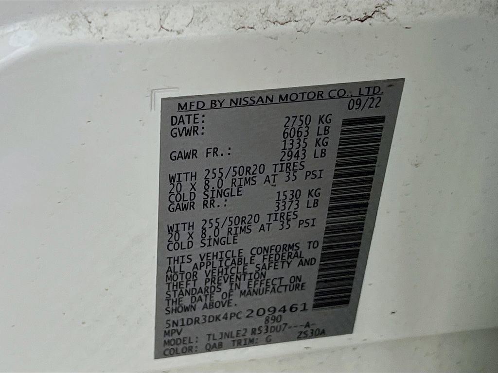 Used 2023 Nissan Pathfinder Platinum image 28