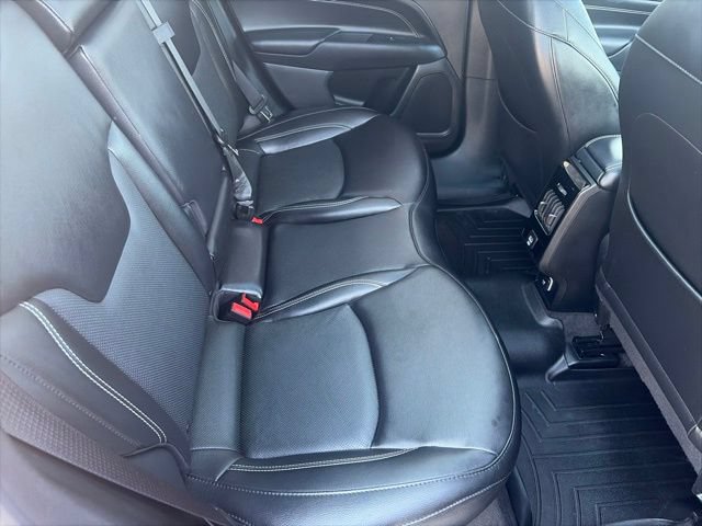 Used 2022 Jeep Compass High Altitude AWD/4WD image 17