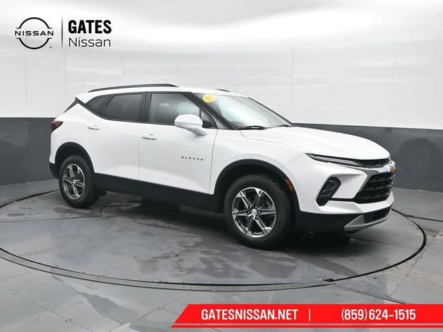 Used 2024 Chevrolet Blazer LT w/ Convenience Package FWD image 4
