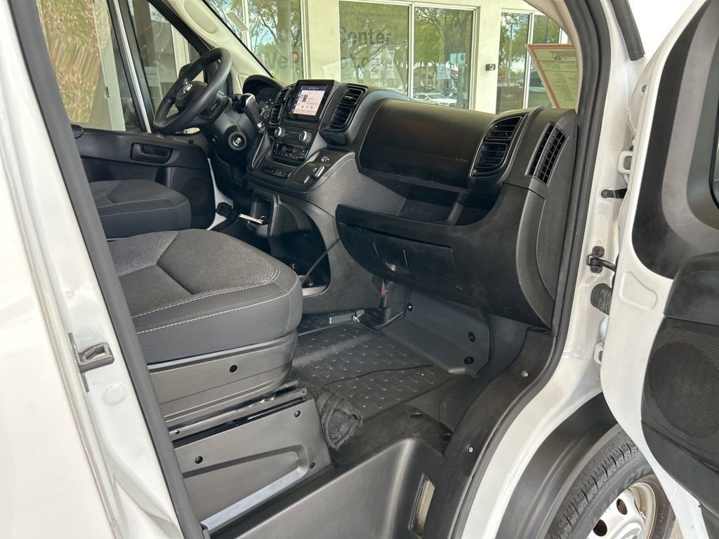 Used 2023 RAM ProMaster 2500 w/ Convenience Group image 20