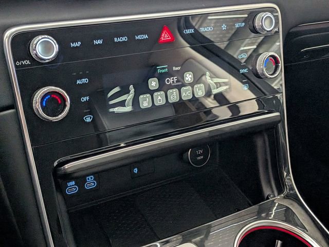 Used 2025 Genesis GV80 2.5T AWD/4WD image 22