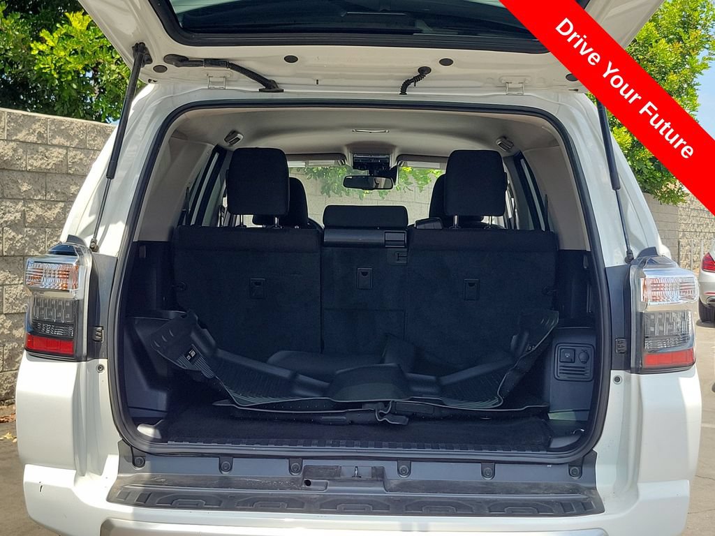 Used 2022 Toyota 4Runner TRD Off-Road AWD/4WD image 24