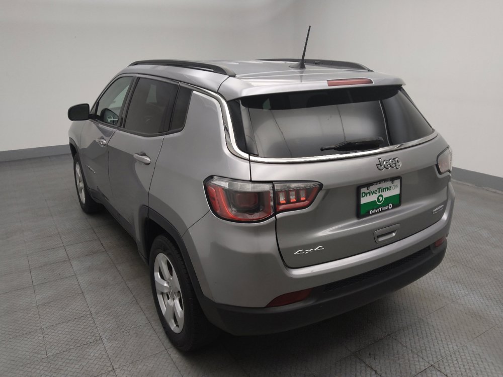 Used 2019 Jeep Compass Latitude w/ Popular Equipment Group AWD/4WD image 5