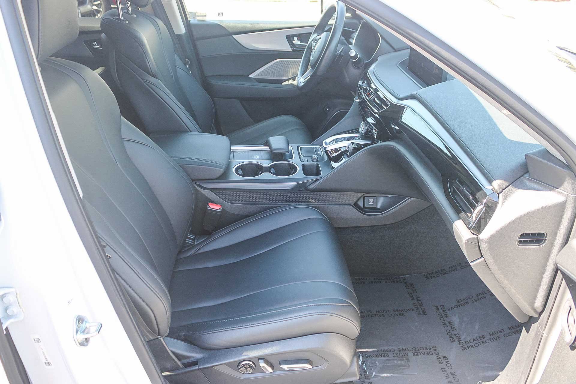 Used 2023 Acura MDX SH-AWD image 17