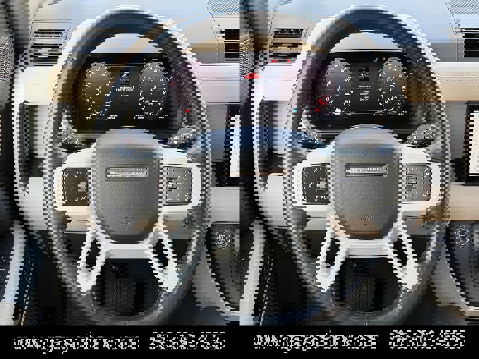 Used 2023 Land Rover Defender 110 SE image 22