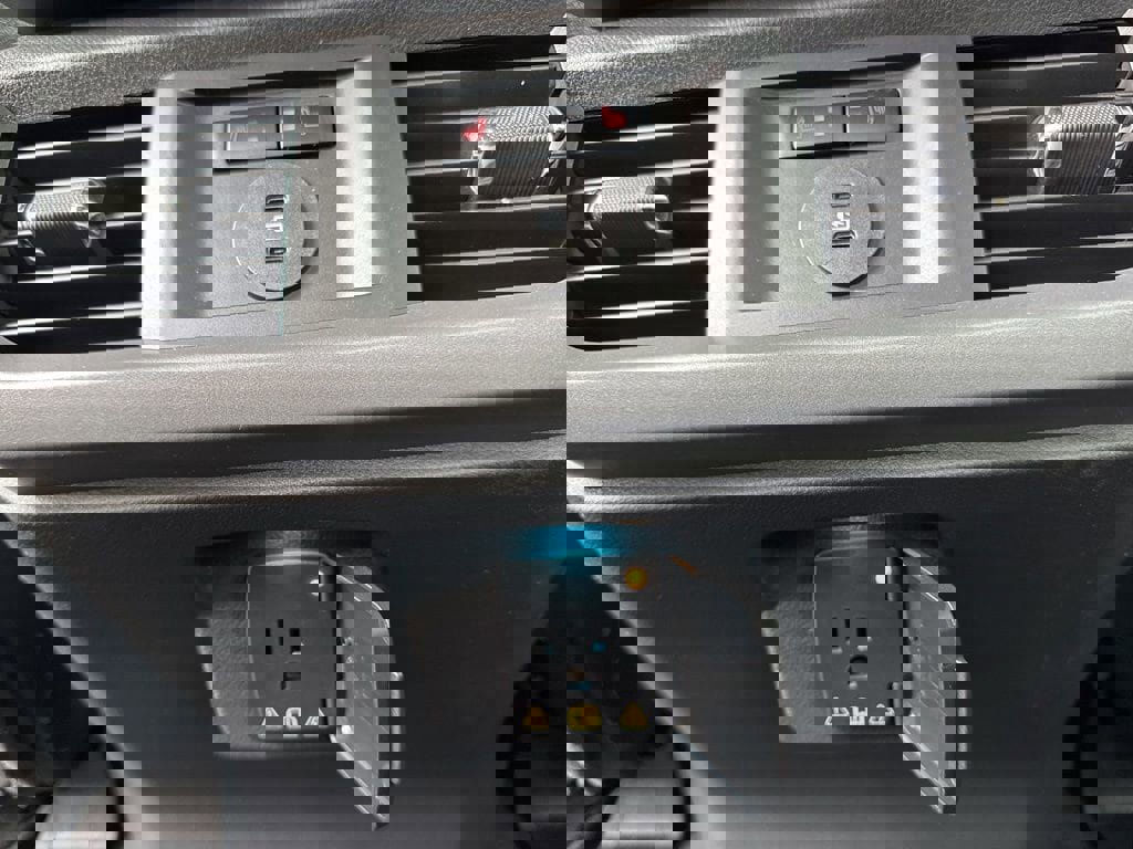 New 2025 Ford F150 Lariat image 19