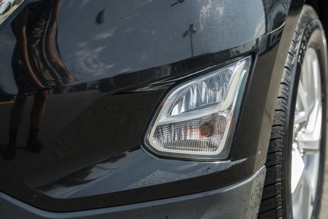 Used 2018 Chevrolet Equinox Premier FWD image 14