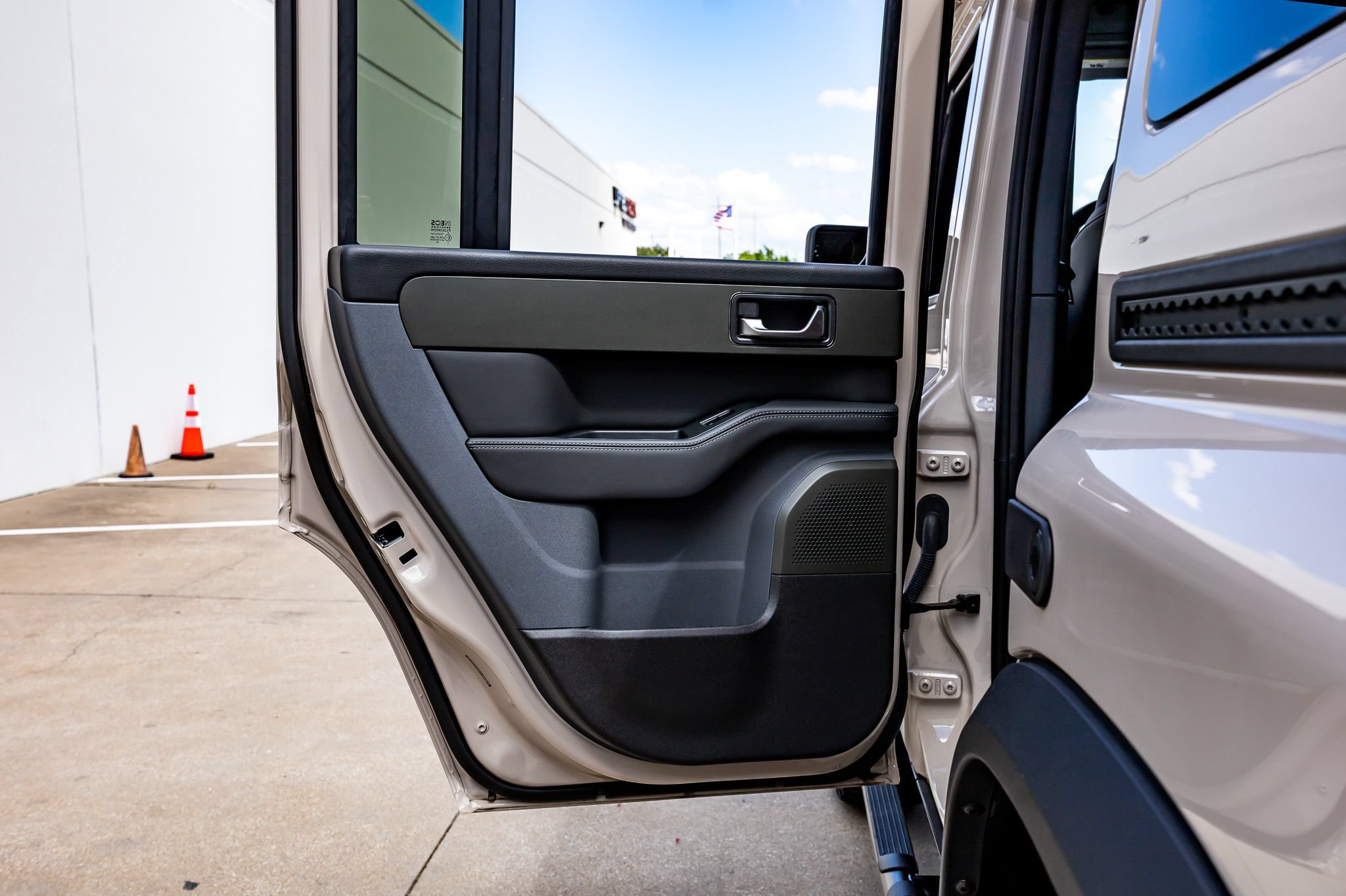 Used 2025 INEOS Grenadier AWD/4WD image 37