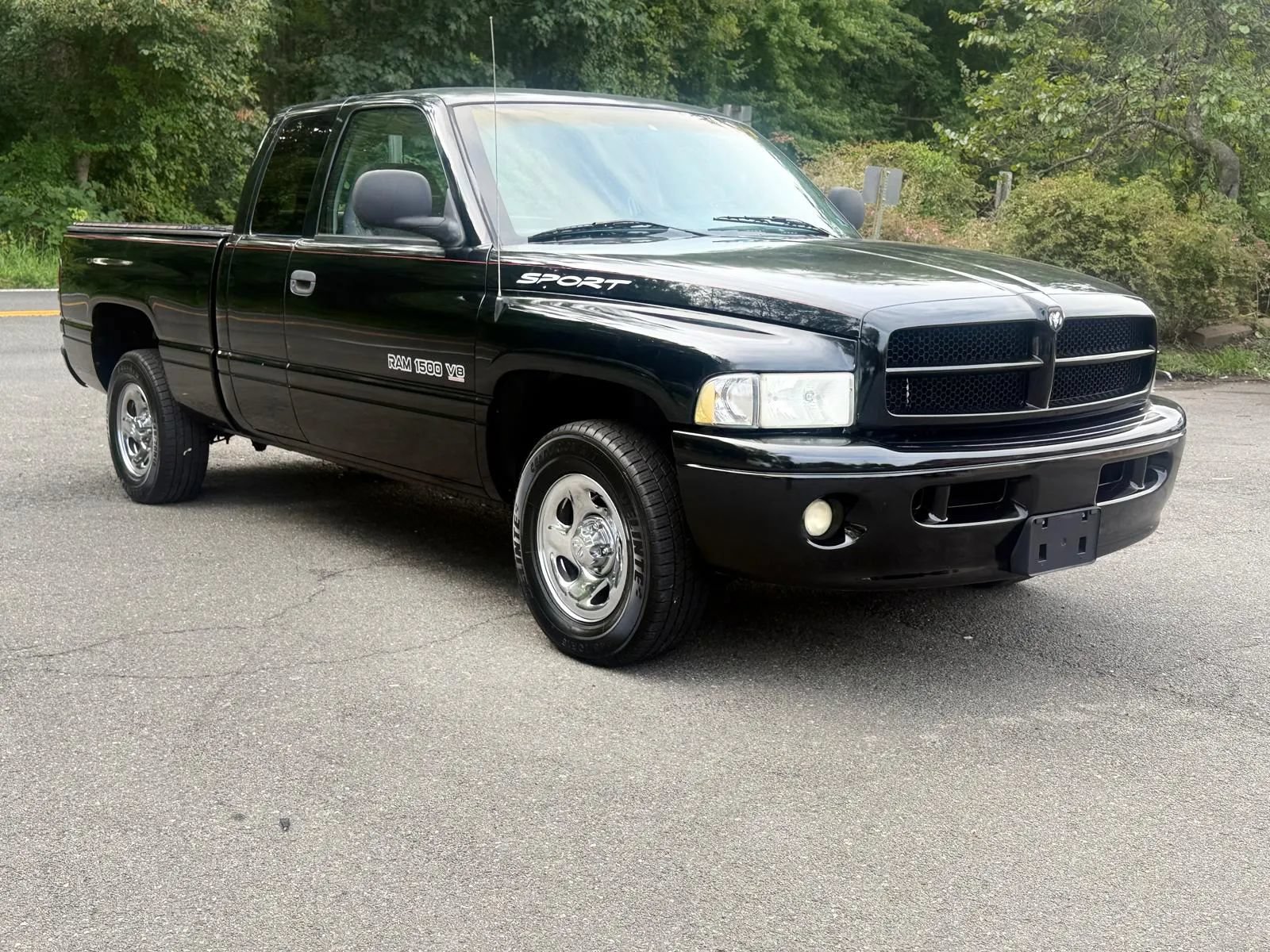 Used 2001 Dodge Ram 1500 Truck 2WD Quad Cab image 1