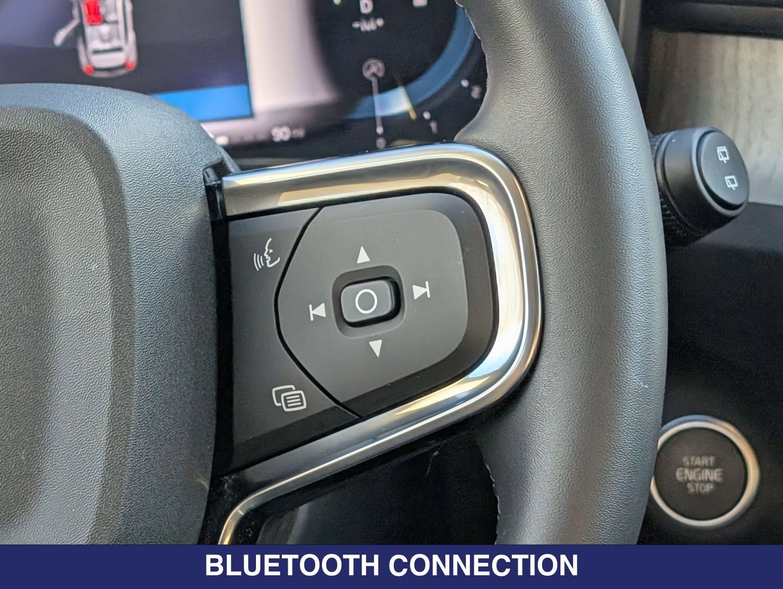 Used 2024 Volvo XC40 B5 Core AWD/4WD image 18