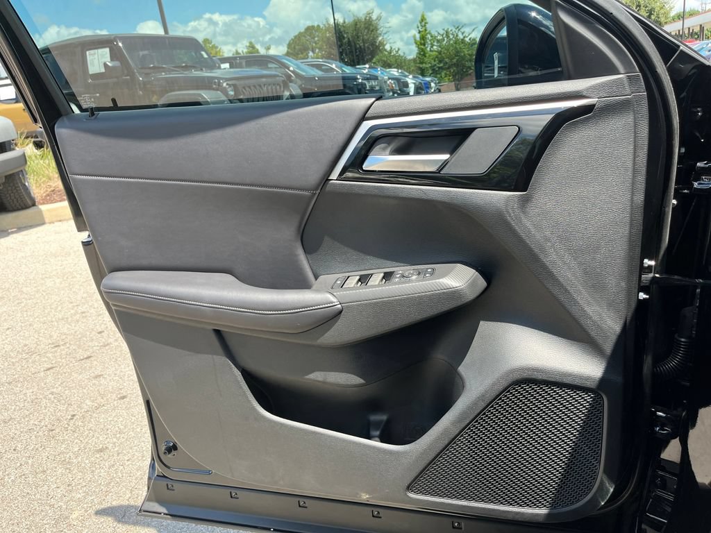 New 2026 Nissan Rogue SL AWD/4WD image 11