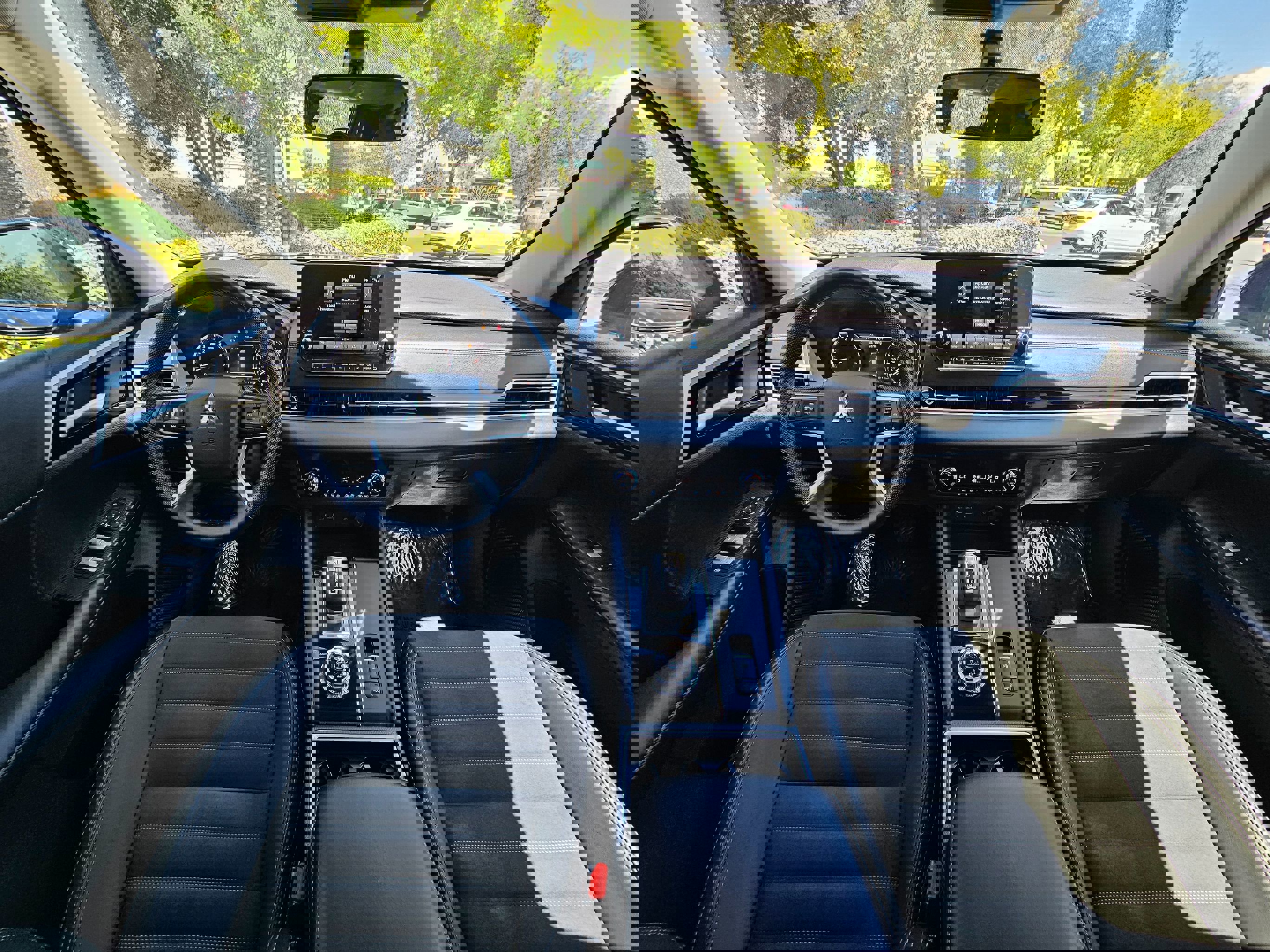 Used 2024 Mitsubishi Outlander SE Black Edition image 20