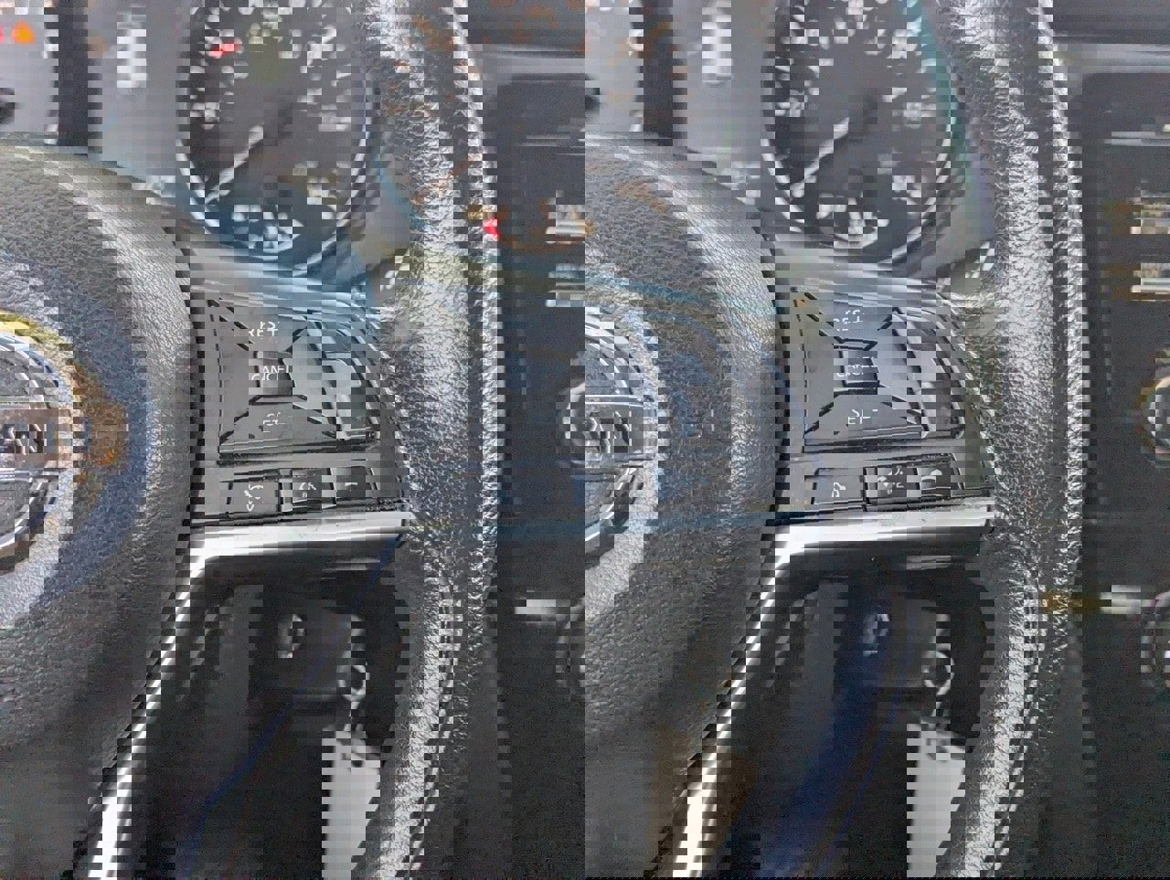 Used 2017 Nissan Rogue S w/ S Family Package image 22