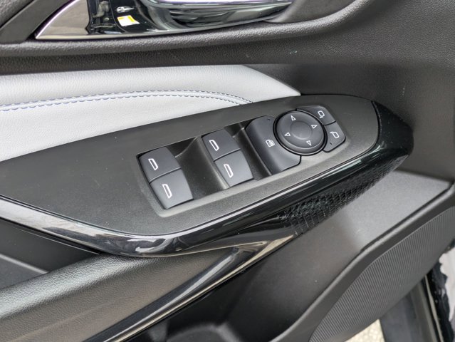 Used 2025 Chevrolet Trax LT image 12