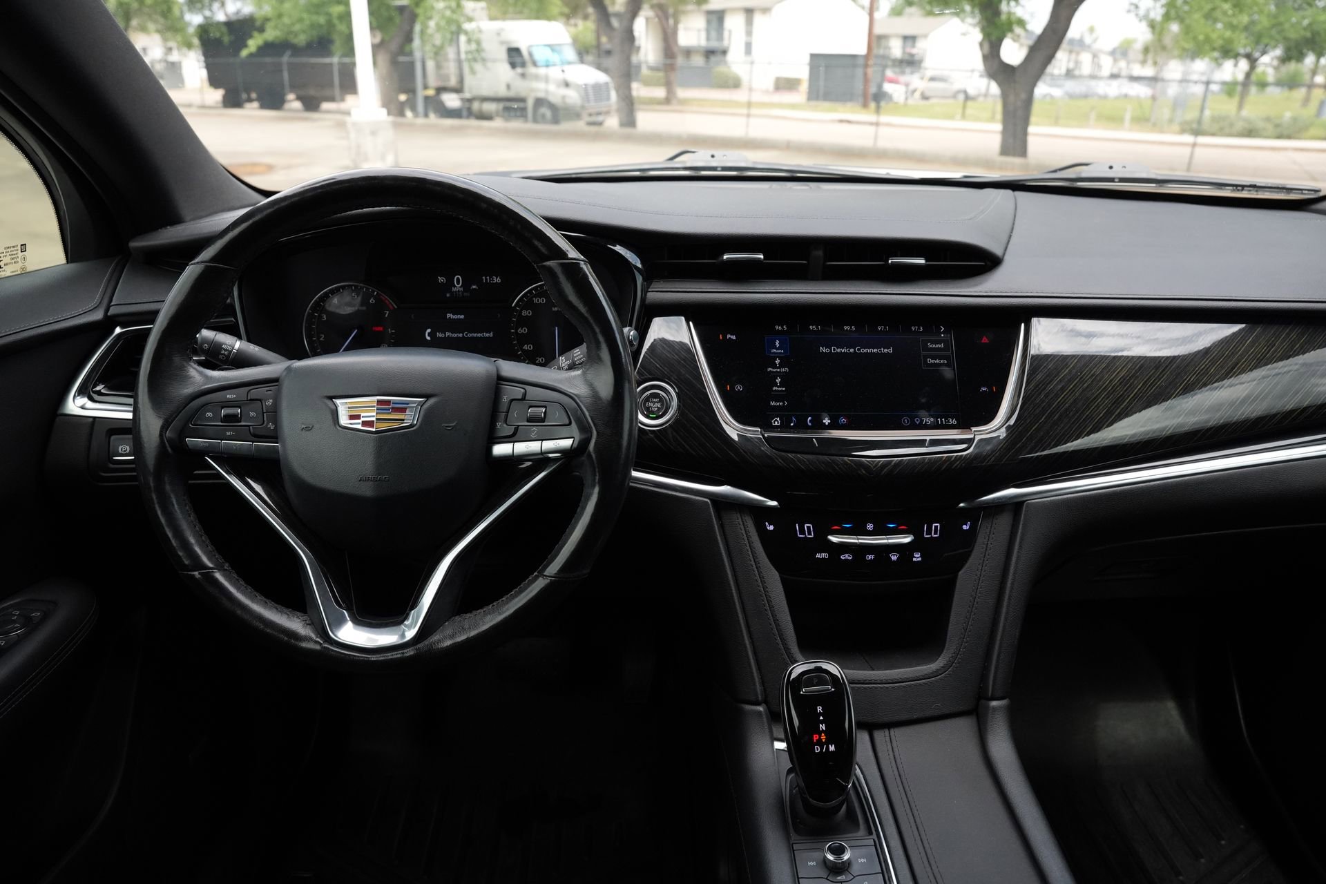 Used 2020 Cadillac XT6 Premium Luxury FWD image 9