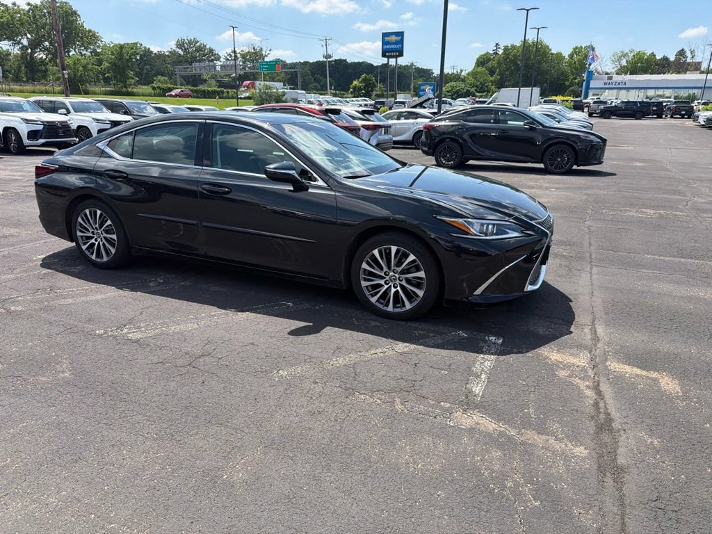 Certified 2021 Lexus ES 350 w/ Premium Package FWD image 35