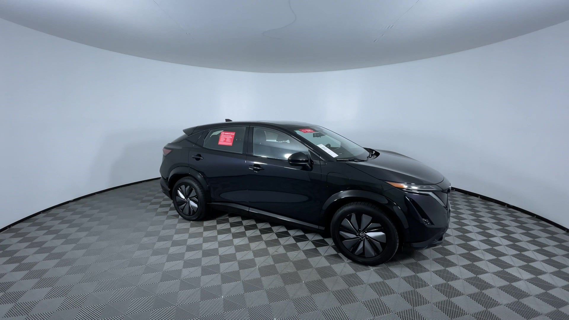 Certified 2024 Nissan Ariya AWD image 2