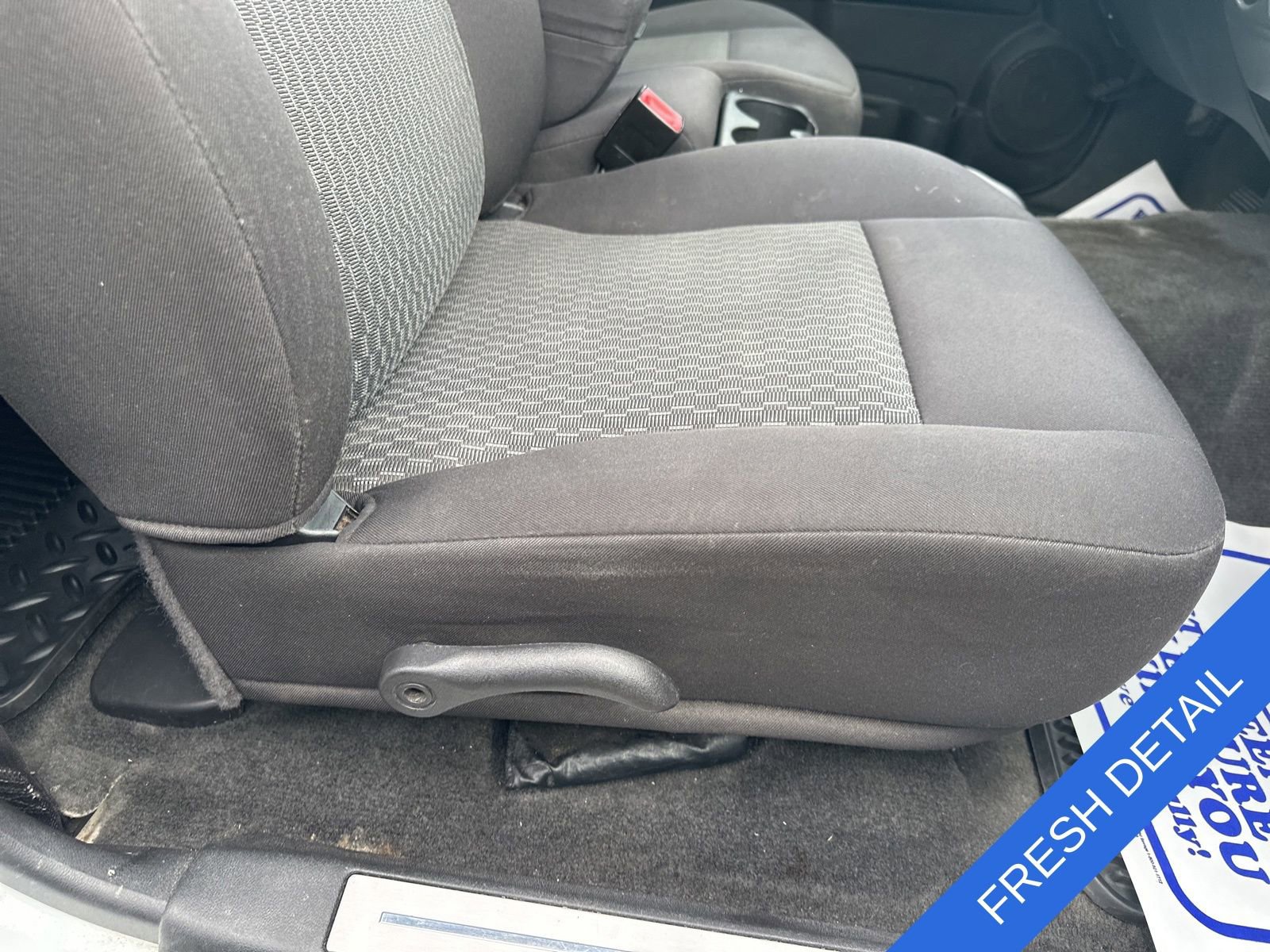 Used 2012 GMC Canyon SLE image 29