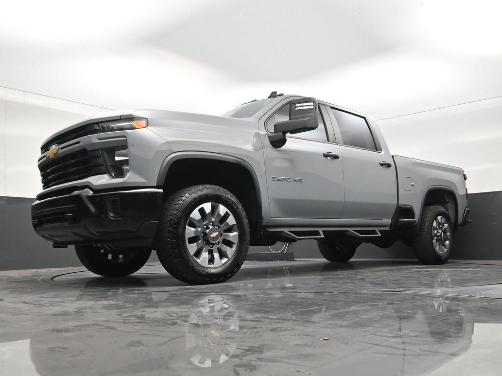 Used 2025 Chevrolet Silverado 2500 Custom w/ Custom Value Package AWD/4WD image 21