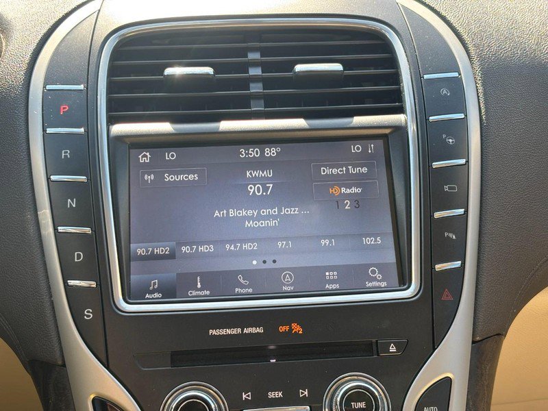 Certified 2020 Lincoln Nautilus Reserve image 18