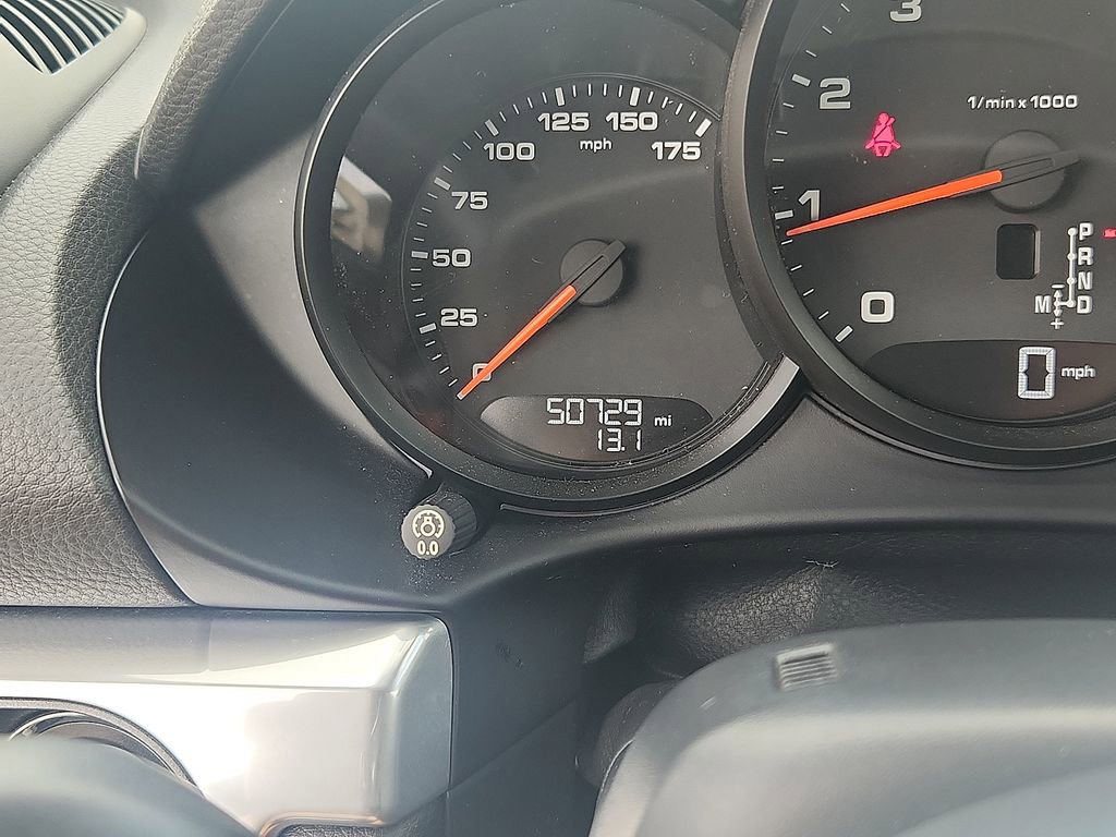 Certified 2018 Porsche 718 Cayman image 16