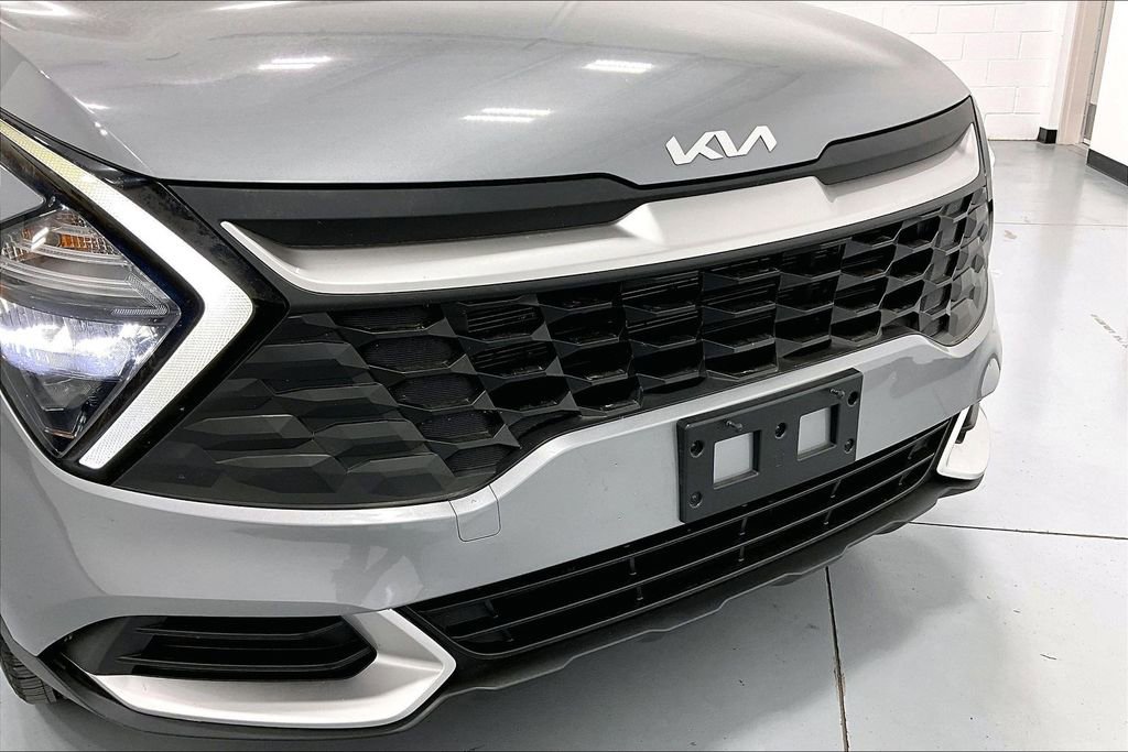 Used 2023 Kia Sportage LX image 36