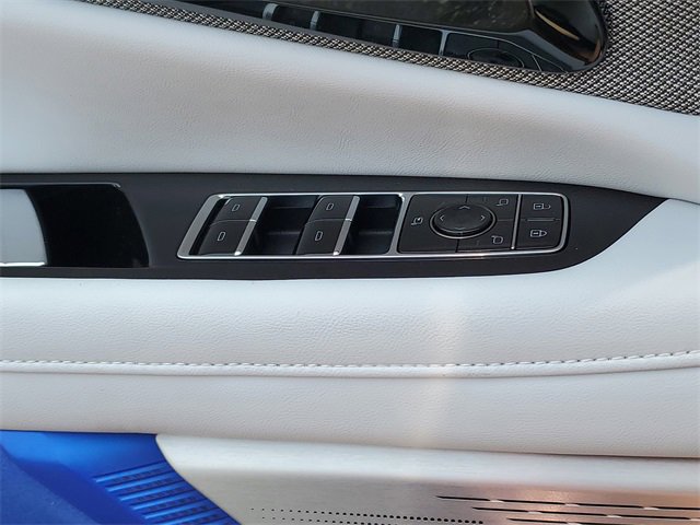 New 2025 Cadillac Optiq Sport 1 image 19