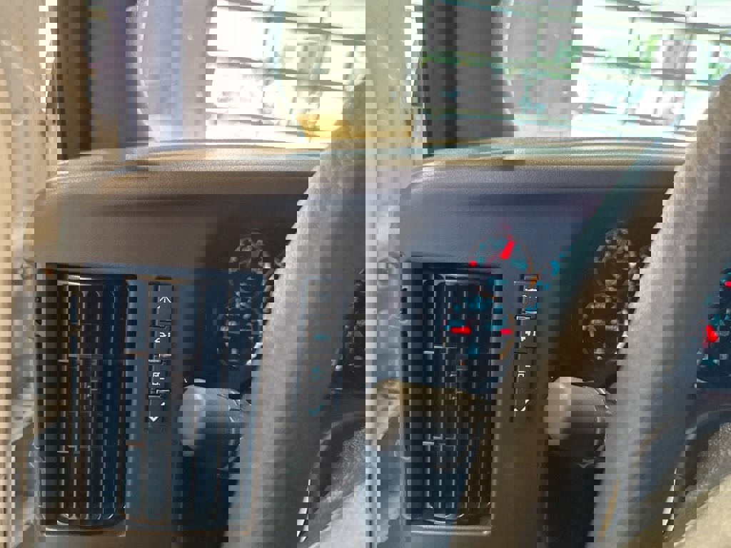 New 2025 GMC Savana 2500 Work Van w/ Driver Convenience Package image 29