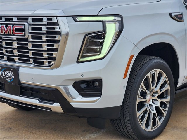 New 2026 GMC Yukon XL Denali w/ Denali Reserve Package image 7